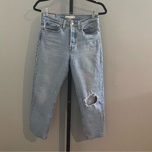 Levi's Wedgie Straight Jeans Light Wash Button Fly Size 27